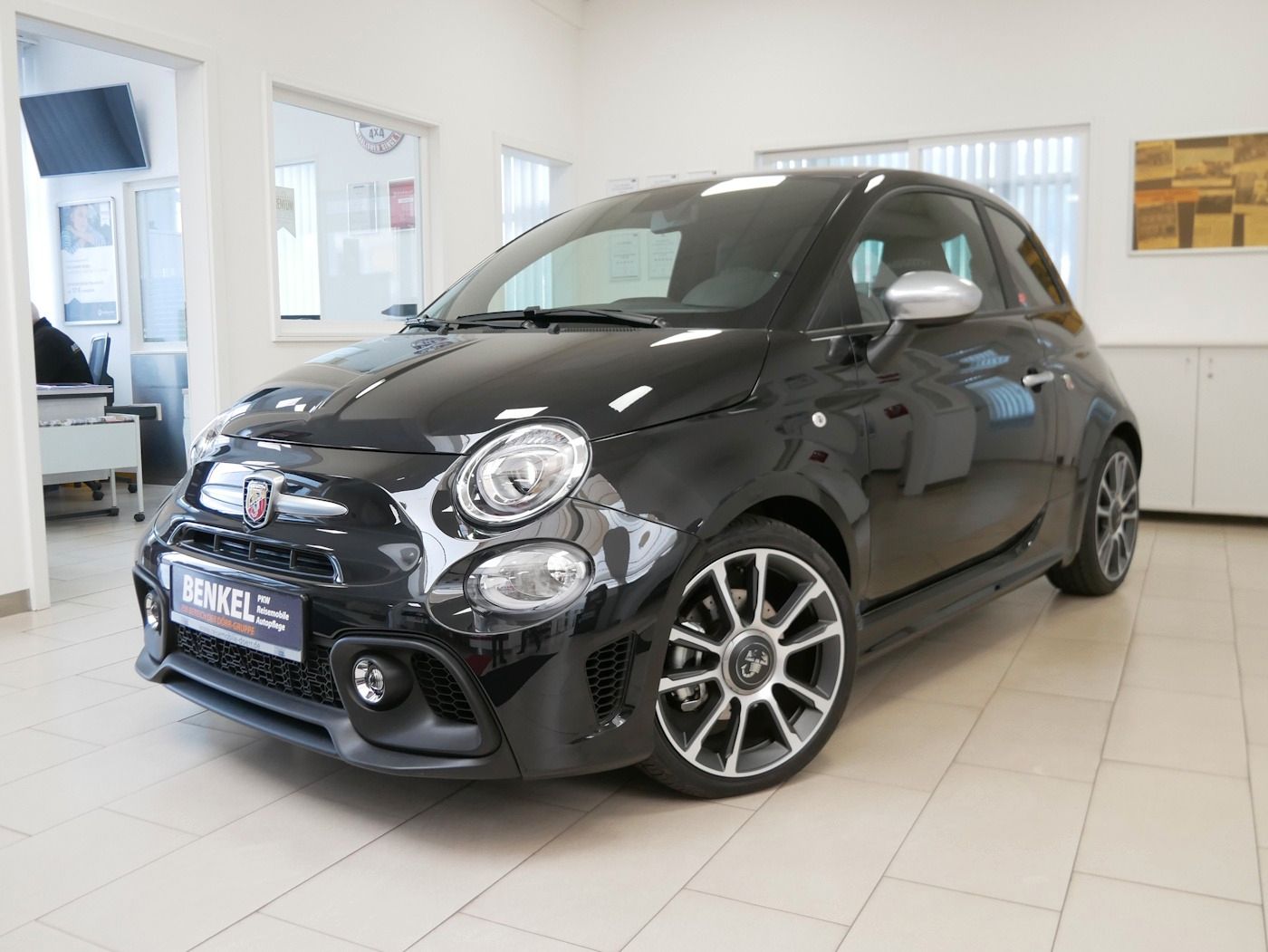 Fahrzeugabbildung Abarth 595 1.4 T-Jet Sammlerbesitz! Schutzfolie! Leder!