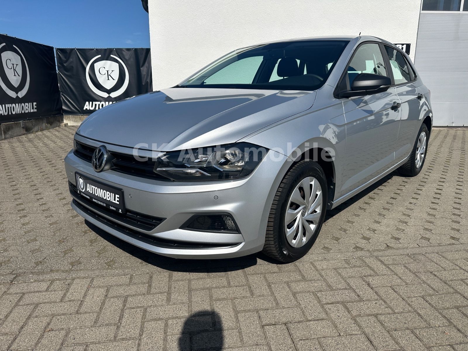 Fahrzeugabbildung Volkswagen Polo VI Trendline 1.0 BMT/Klima/Navi/PDC