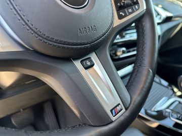 BMW X3 xDrive30e xLine Head-Up HiFi DAB LED WLAN