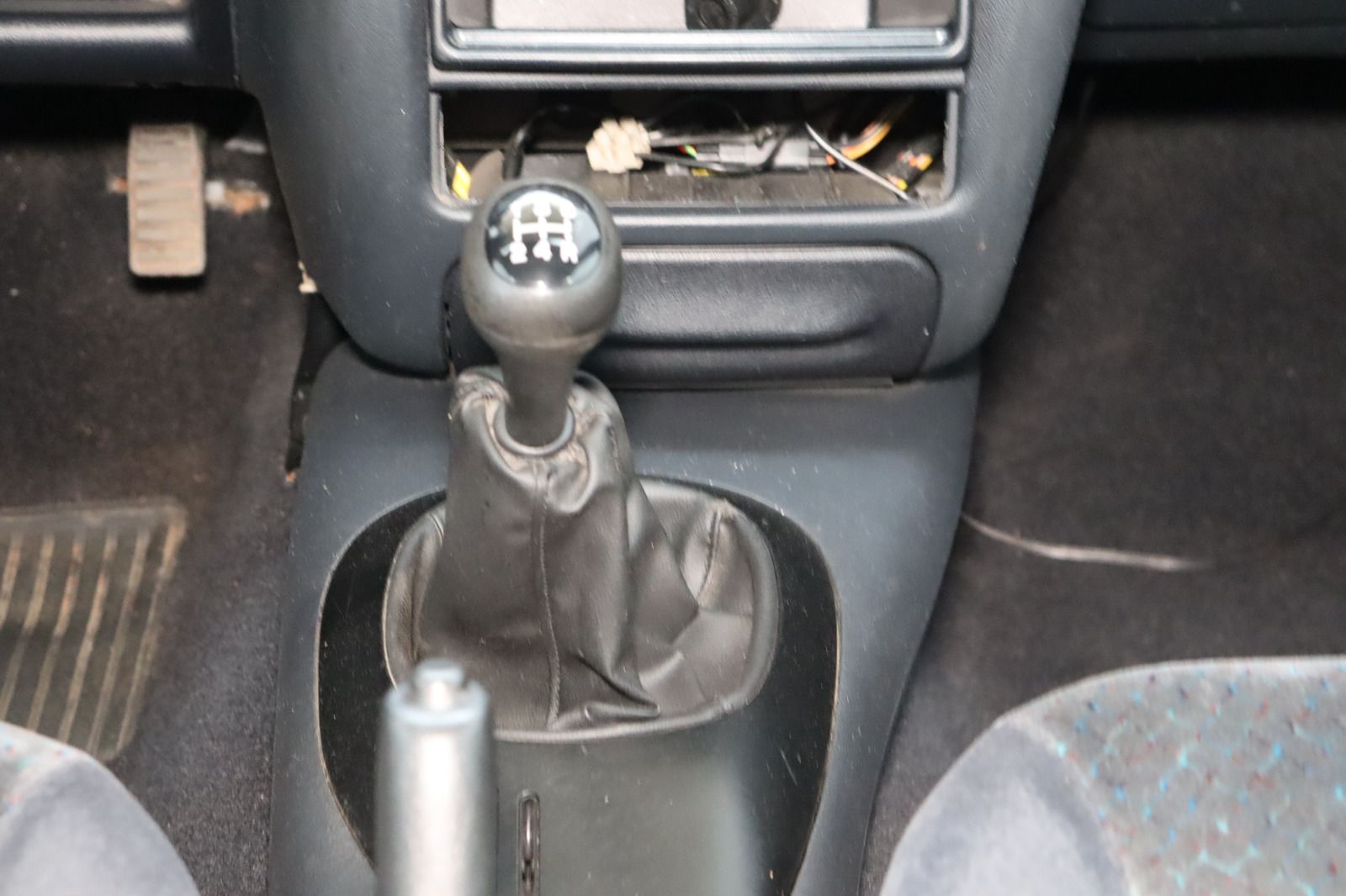 Fahrzeugabbildung Ford Escort 1.3i Flair aus 1. Hand