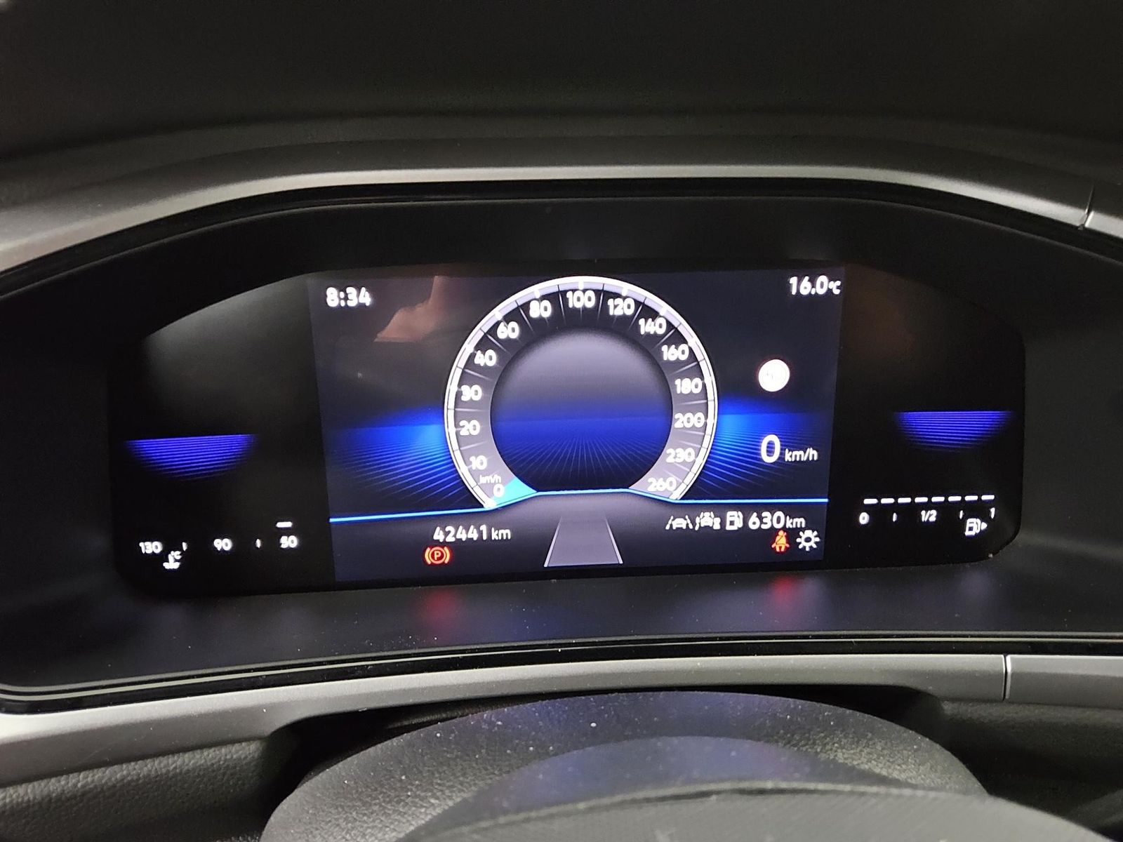 Volkswagen T-Roc 1.0 TSI Life LED DC PDC Shz Klima foto 8
