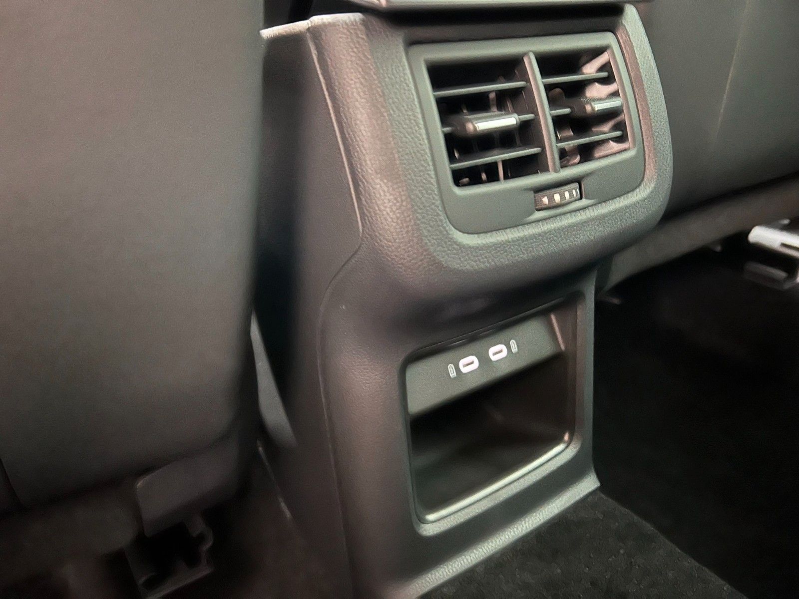 Fahrzeugabbildung SEAT Ateca 1.5 TSI FR DSG