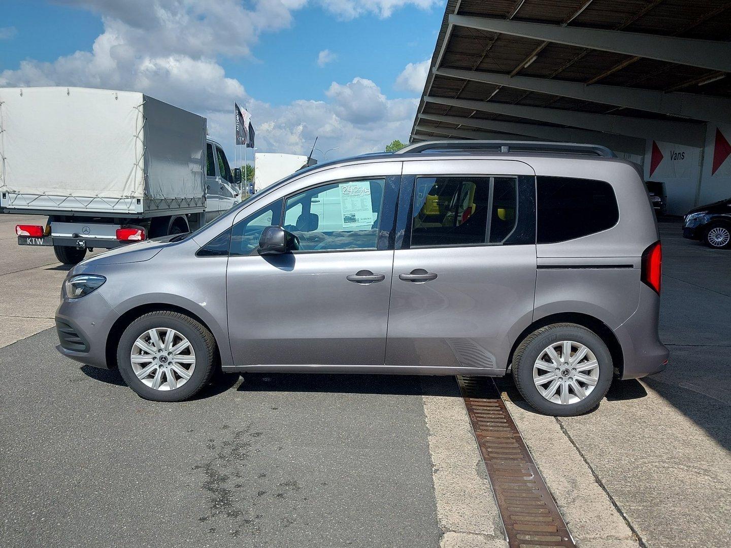 Mercedes-Benz T 180d Progr AHK Navi-/Park/TechnikPkt LED KeyGo