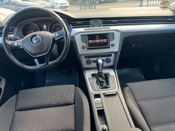 Volkswagen Passat Variant - 11