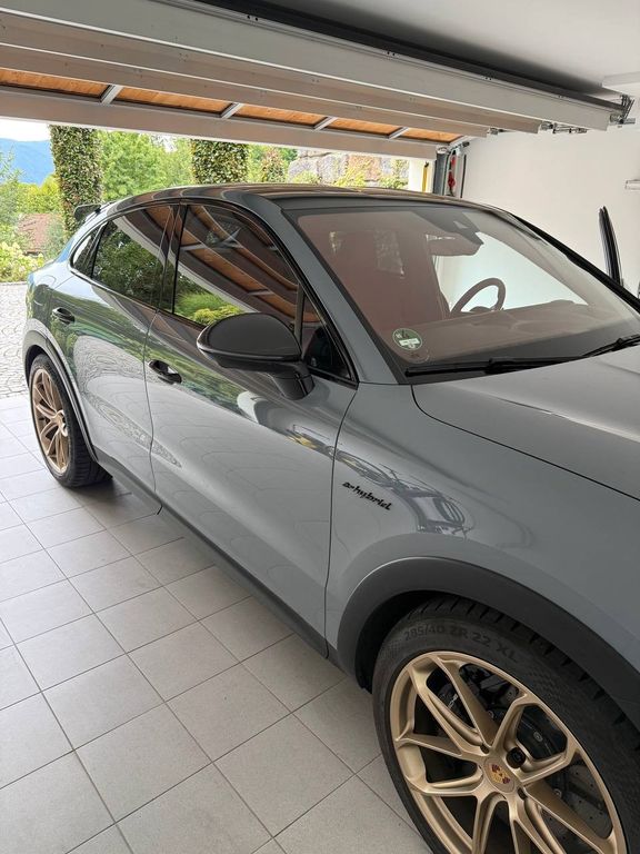Image of Porsche Cayenne