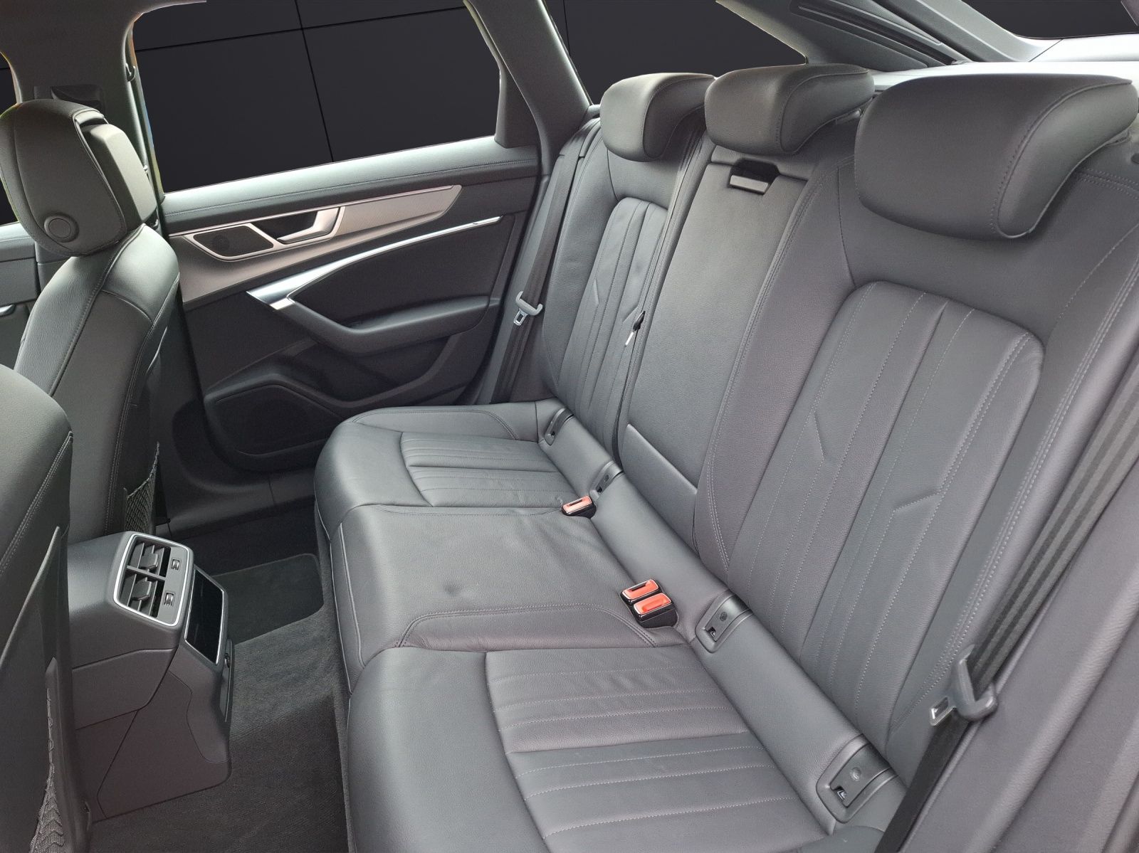 Fahrzeugabbildung Audi A6 Avant 50 TDI design quattro LED Navi AVC Lede