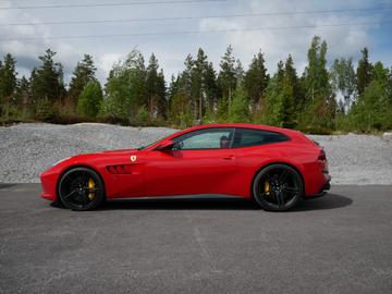 صورة 3 لـ 2019 Ferrari GTC4LUSSO