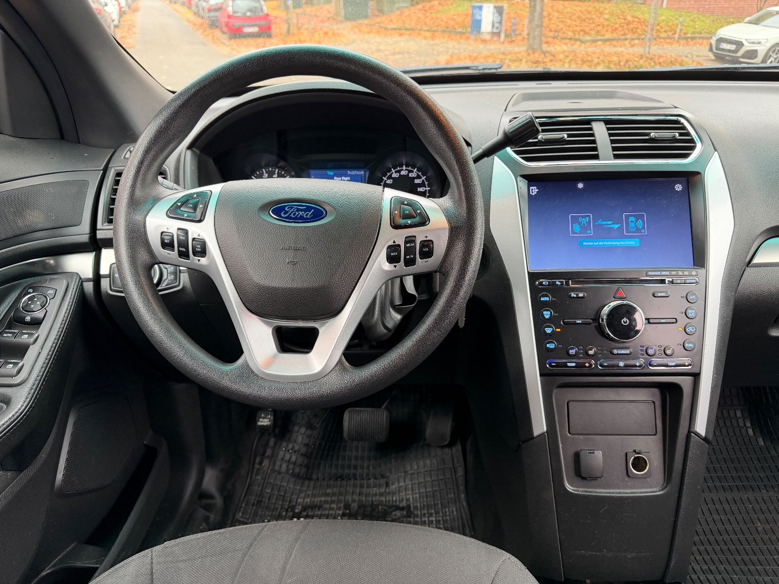 Fahrzeugabbildung Ford Police Interceptor 4x4 AUTOMATIK