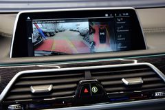 Fahrzeugabbildung BMW 750 i xDrive HuD Laser GSHD TV Sitzlüftung 360°