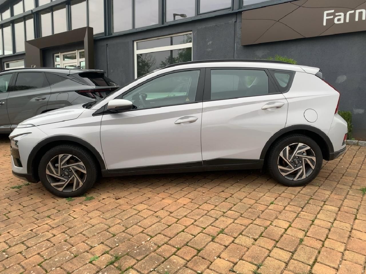 Fahrzeugabbildung Hyundai BAYON 1,0 Trend