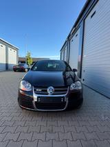 Volkswagen Golf R32 R32 - Offers matching your search criteria