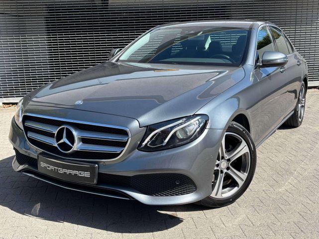 MERCEDES-BENZ E 220 d Avantgarde COMAND Kamera LED Widescreen 