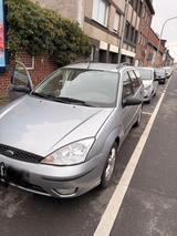 Ford Fokus Kombi 1.8 Benzin - Ford Focus aus 2004: Kombi