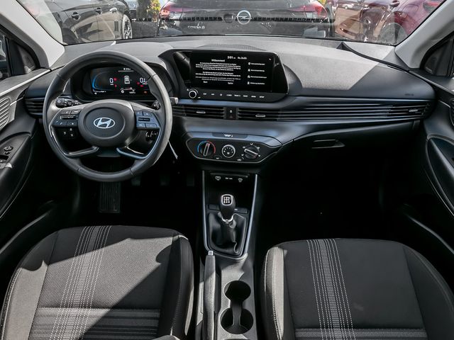 Hyundai i20 1.2 Select Spurhalteassistent Navi Kamera