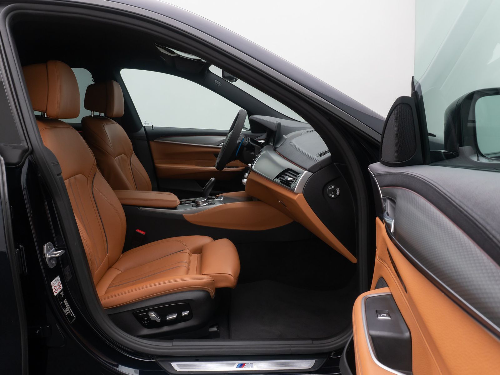 Fahrzeugabbildung BMW 640i Gran Turismo xD M Sport DAB HUD Kamera HiFi