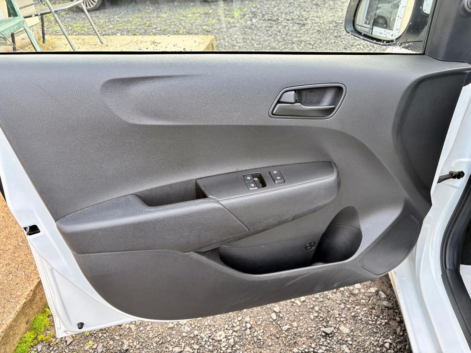 Kia Picanto Edition 7 Klima 1.HAND SCHECKHEFT