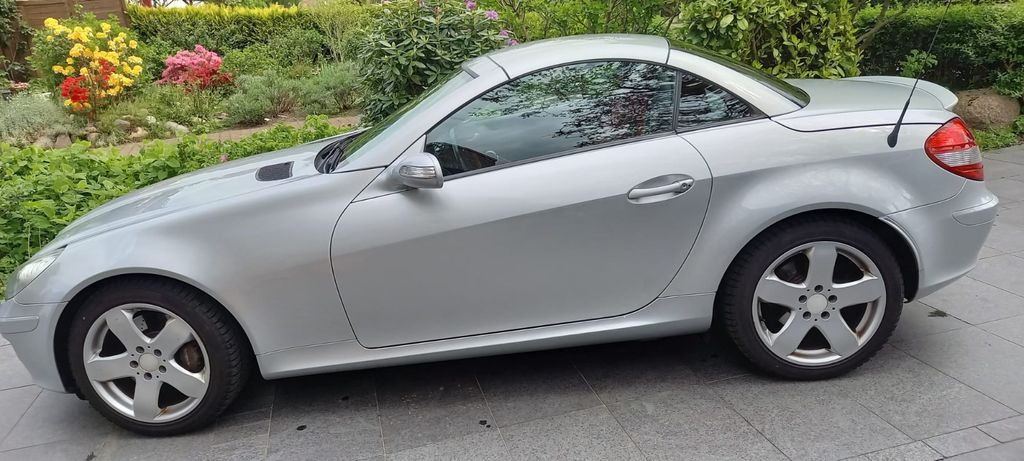 Mercedes-Benz SLK 200