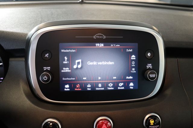 Fahrzeugabbildung Fiat 500X Cross|1HAND|PANO|KAMERA|ACC|19ZOLL|