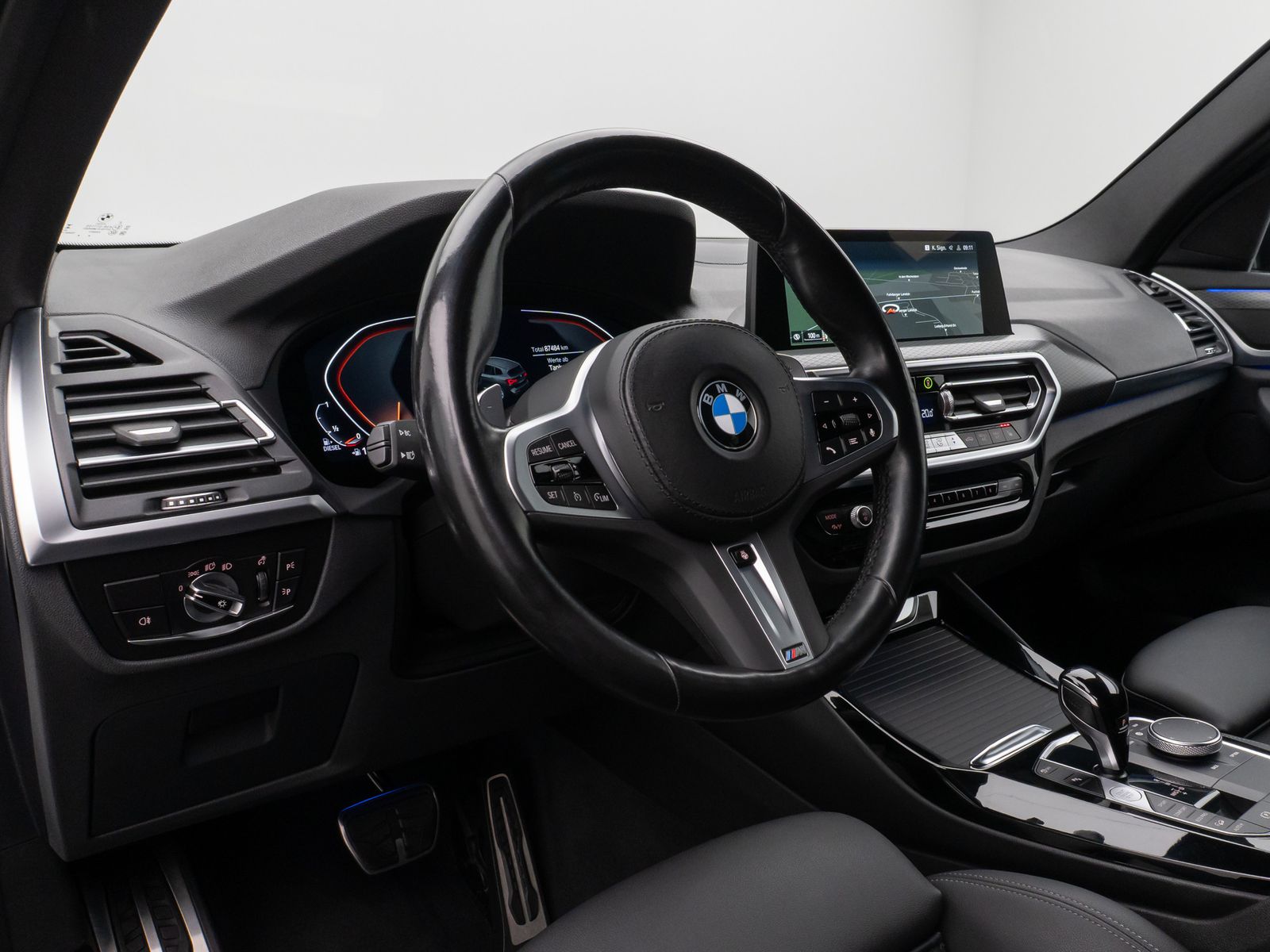 Fahrzeugabbildung BMW X3 xD20d M Sport Kamera HUD DAB HiFi Komfort 19"