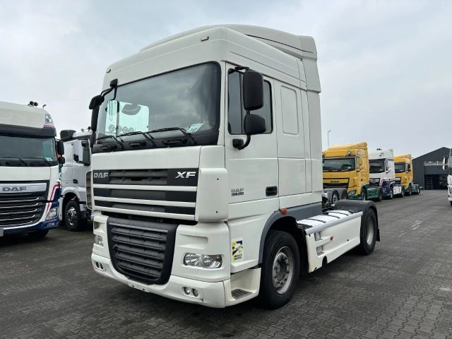 DAF XF 105.460 Spacecab Retarder Euro 5