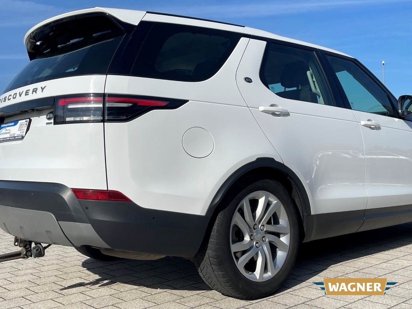 Fahrzeugabbildung Land Rover Discovery 5 SE SDV6 7-Sitzer Keyless
