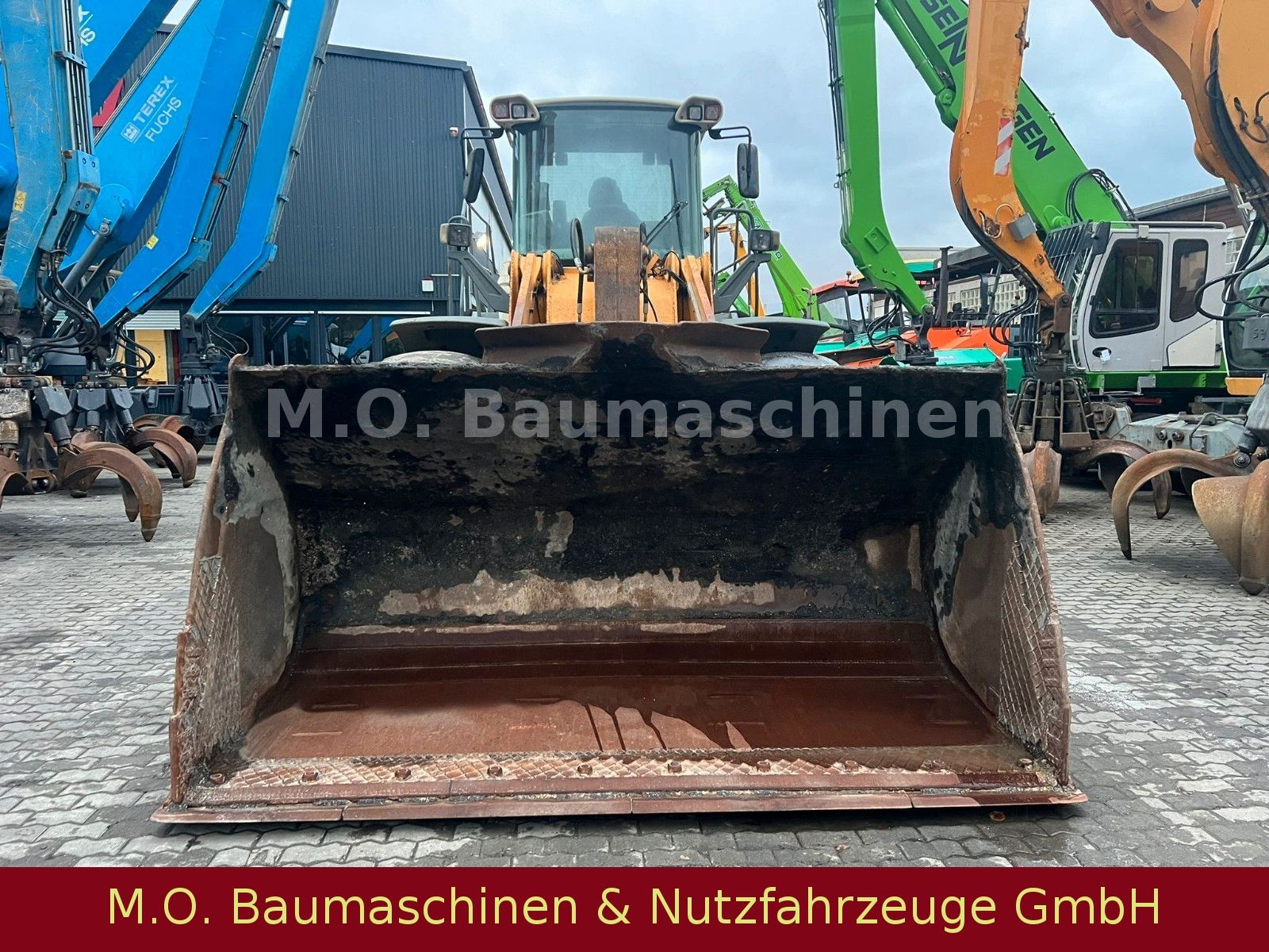 Fahrzeugabbildung Liebherr L 566 2Plus2 / AC/ ZSA /