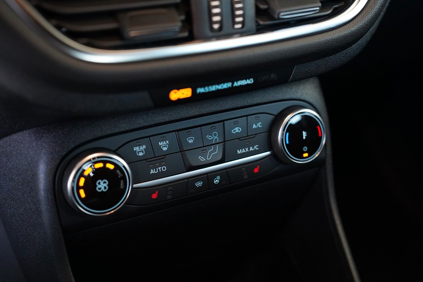 Fahrzeugabbildung Ford Fiesta ST-Line Hybrid*WINTER-P*LED*ASSISTENZ-SYS