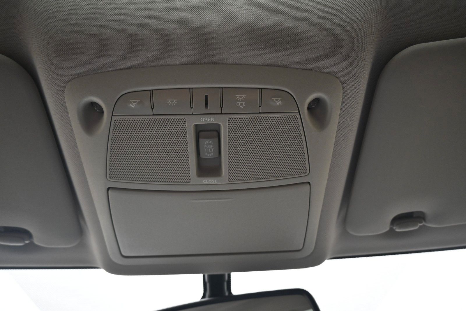 Fahrzeugabbildung Nissan X-Trail  1.6 DIG-T Schalter Tekna 4x2*360°*Pano