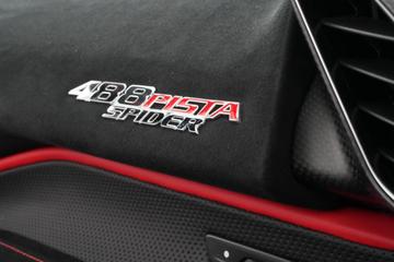 2020 Ferrari 488 PISTA — миниатюра 25