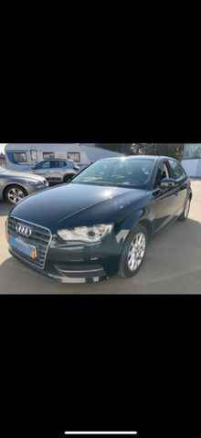 Audi A3 2.0 TDI S tronic Attraction Sportback