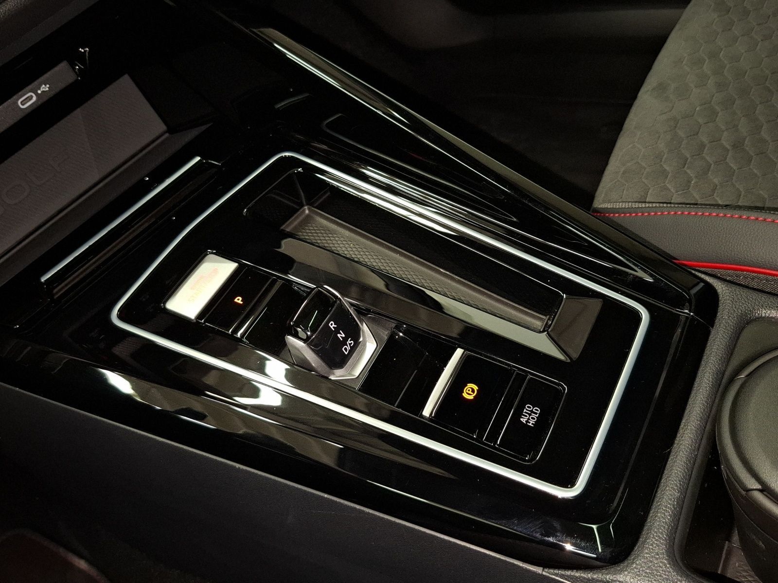 Volkswagen Golf - Bild 12
