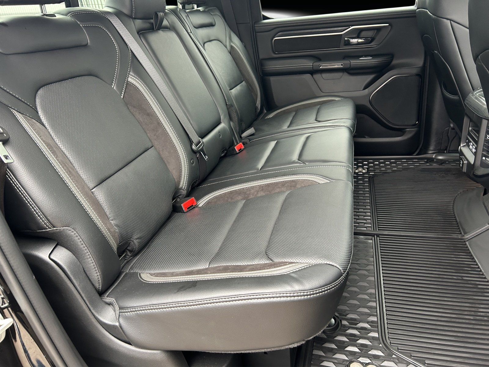 Fahrzeugabbildung Dodge RAM 1500 Sport GT V8 PANO/AHK/NAVI/PDC/LED
