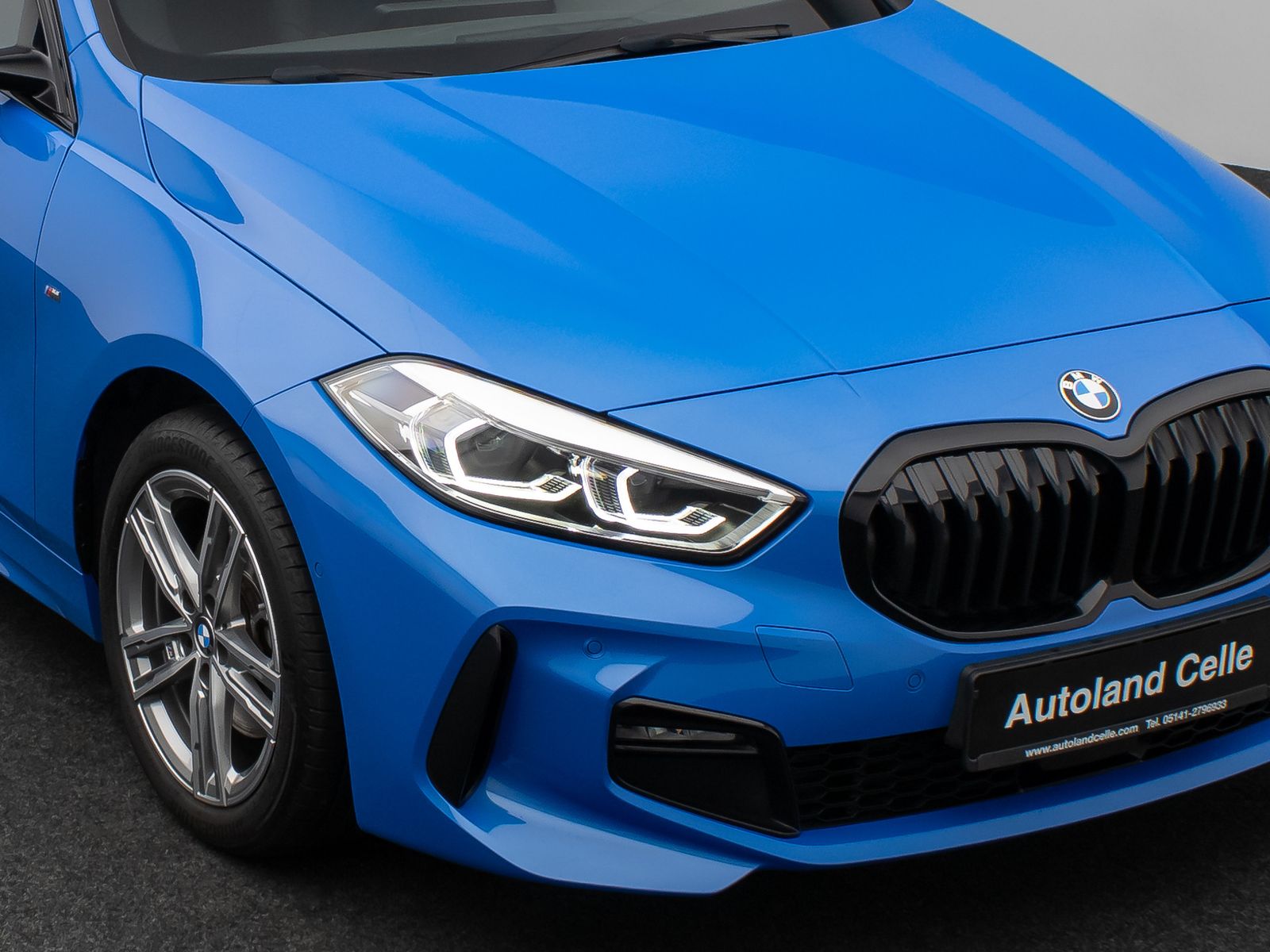 Fahrzeugabbildung BMW 118i M Sport Kamera DAB Geschwindigkeitsreg LED