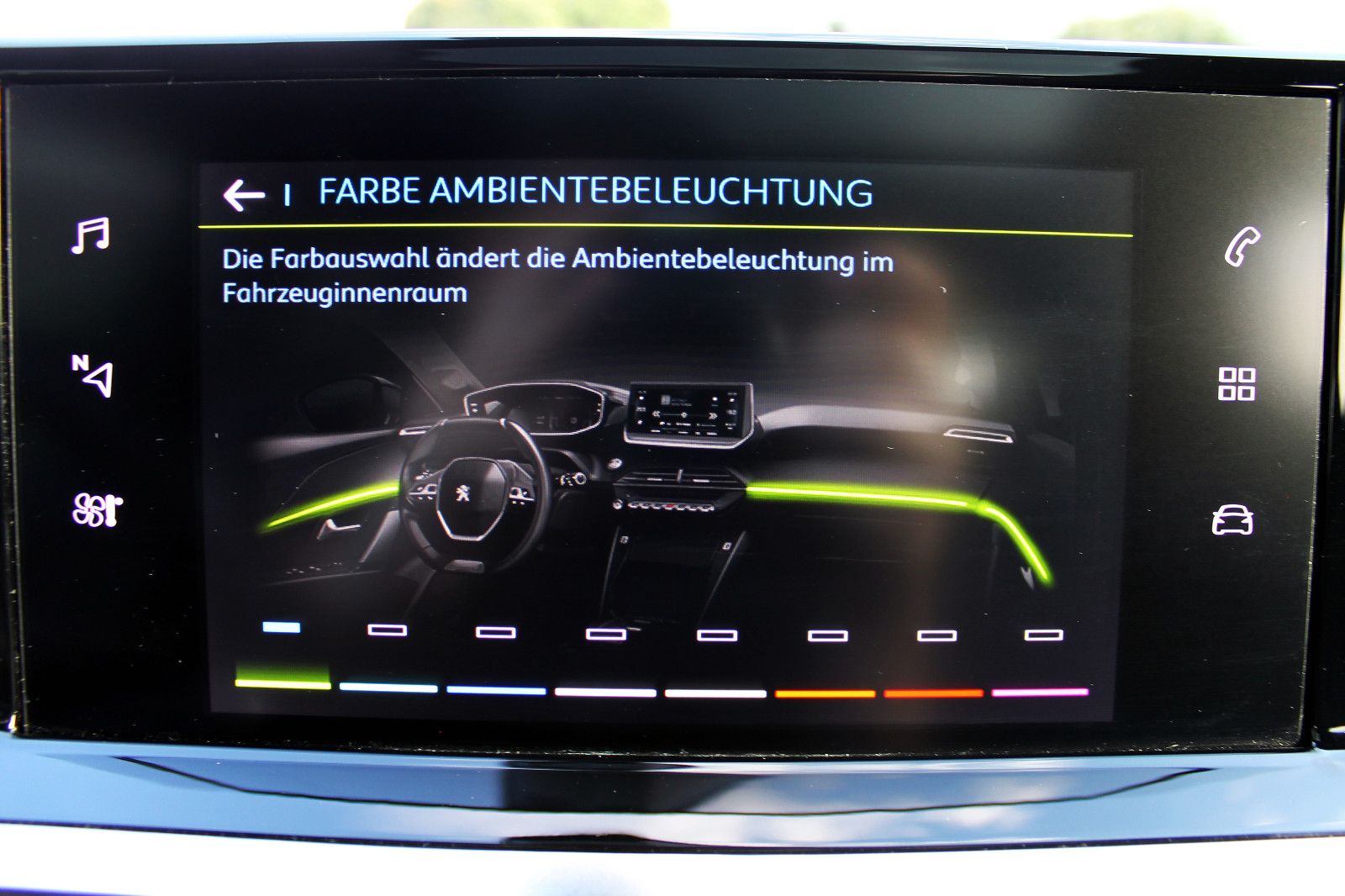 Fahrzeugabbildung Peugeot 2008 e-GT 11kW OnBoard LED ACC KAM SHZ BT NAV