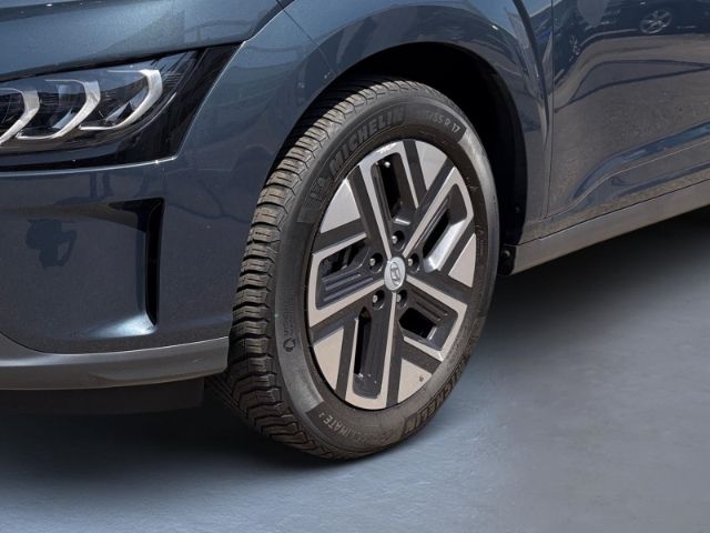 Fahrzeugabbildung Hyundai KONA Trend Elektro Assistenz-Paket+Navi+Dachlack