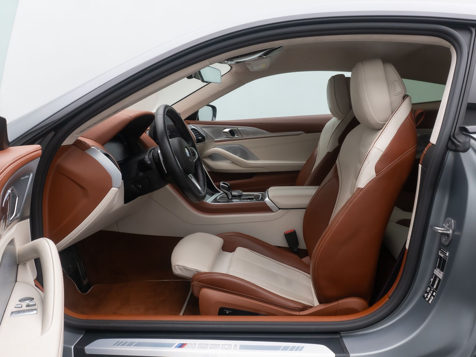 Fahrzeugabbildung BMW M850i xD Coup&eacute; B&W 360&deg;Laser DAB Individual Voll