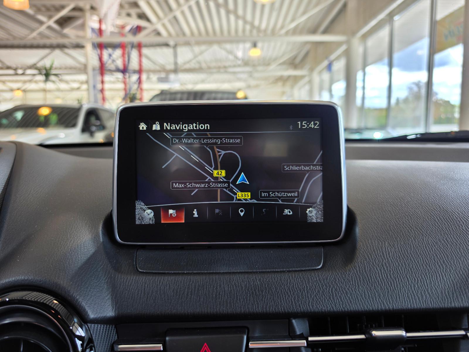Mazda 2 Lim. Sports-Line+NAVI+SHZ+KLIMAAUTO.+