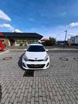 Kia Rio 1.4 Dream Team edition - Kia Rio: Dream Team Edition