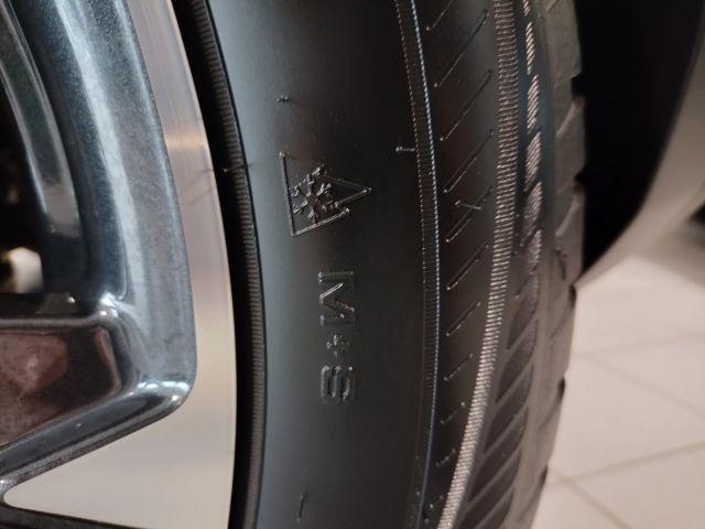 Peugeot 3008 PureTech 130 EAT8 GT *Schiebedach*el. Heckk