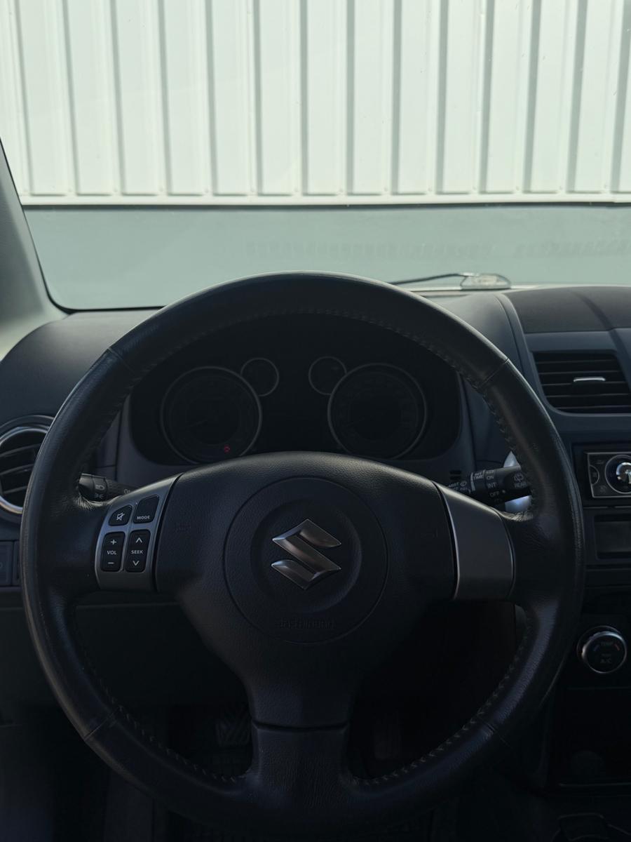 Suzuki SX4 1.6 VVT 2WD Comfort Streetline City Comf...