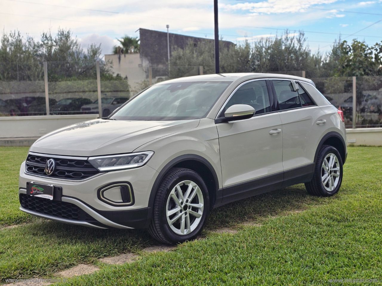 Other VOLKSWAGEN T-Roc 2.0 TDI SCR imagem 3