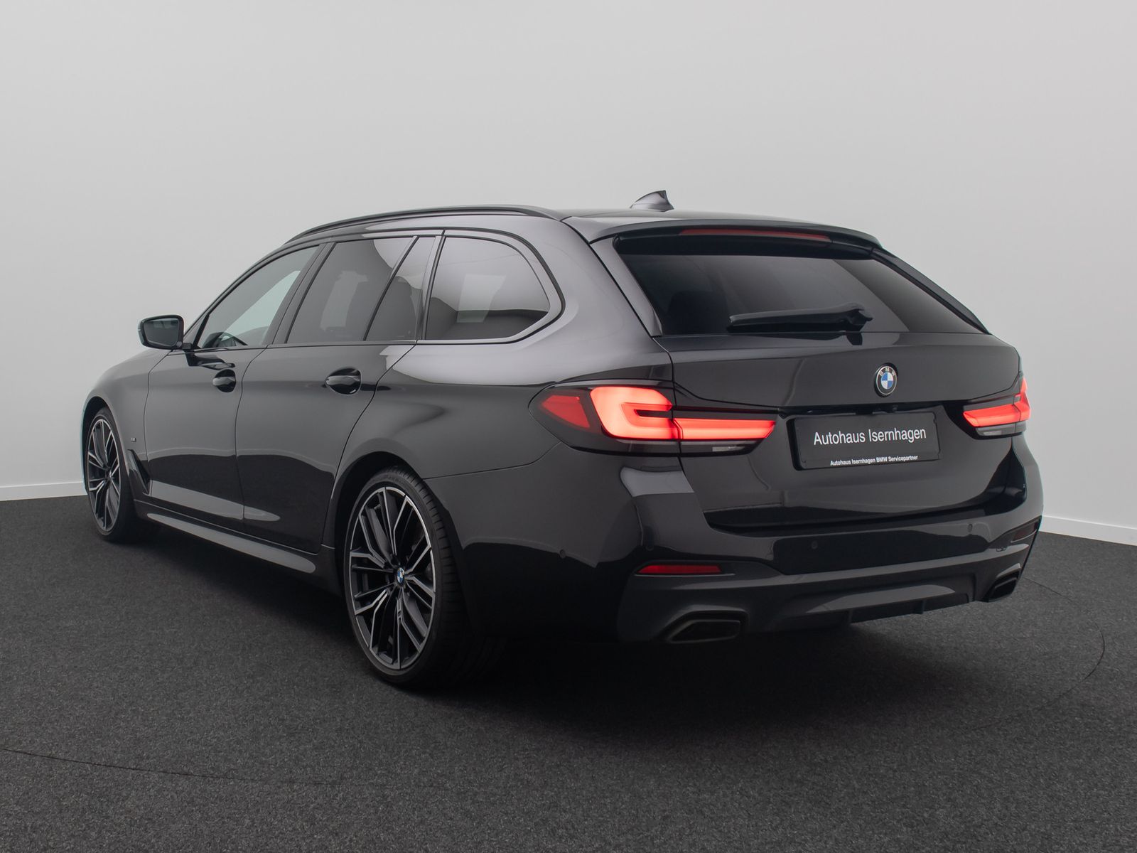Fahrzeugabbildung BMW 540d xD M Sport Panoram Laser Kamera HUD DAB H/K