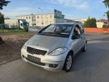 Mercedes-Benz A 150 AUTOMATIK KLIMA - Mercedes-Benz A 150 in Frankfurt (Main)