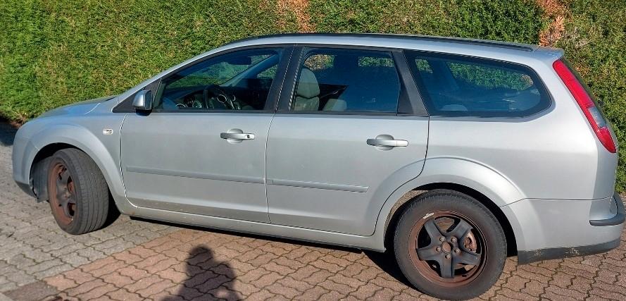 Ford Focus 2007 — photo 8