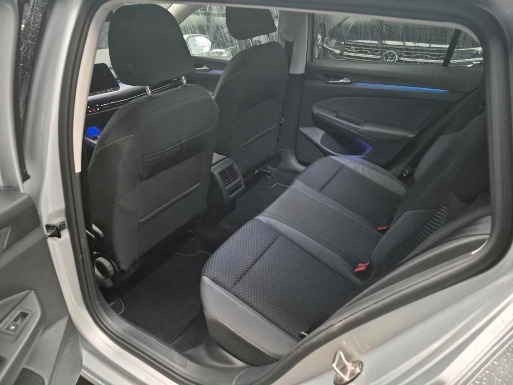 Volkswagen Golf - Bild 9