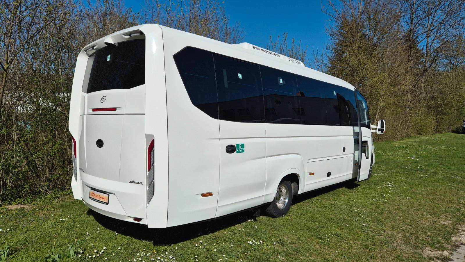 Iveco 2x Daily 70 Lagerfahrzrug Ferqui Sunrise 2,5 m B