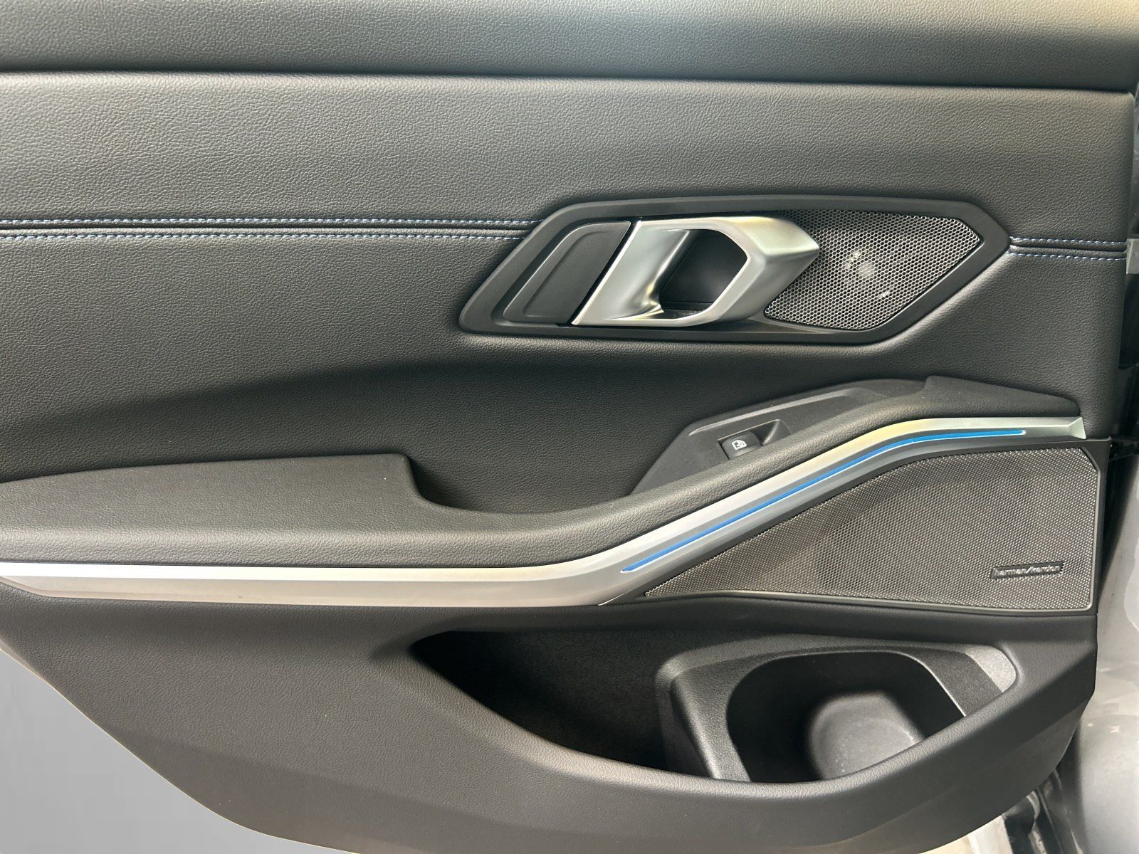 BMW 330 - Bild 21