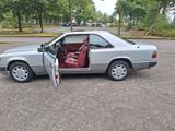Mercedes-Benz CE 300 - Mercedes-Benz Coupé aus dem Jahr 1990