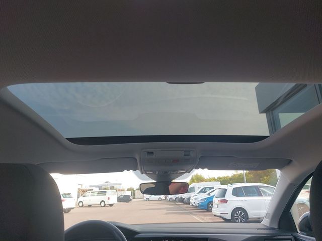 Taigo 1.0 TSI Life *MATRIX*DAB+*AHK*PANO*NAVI*KA