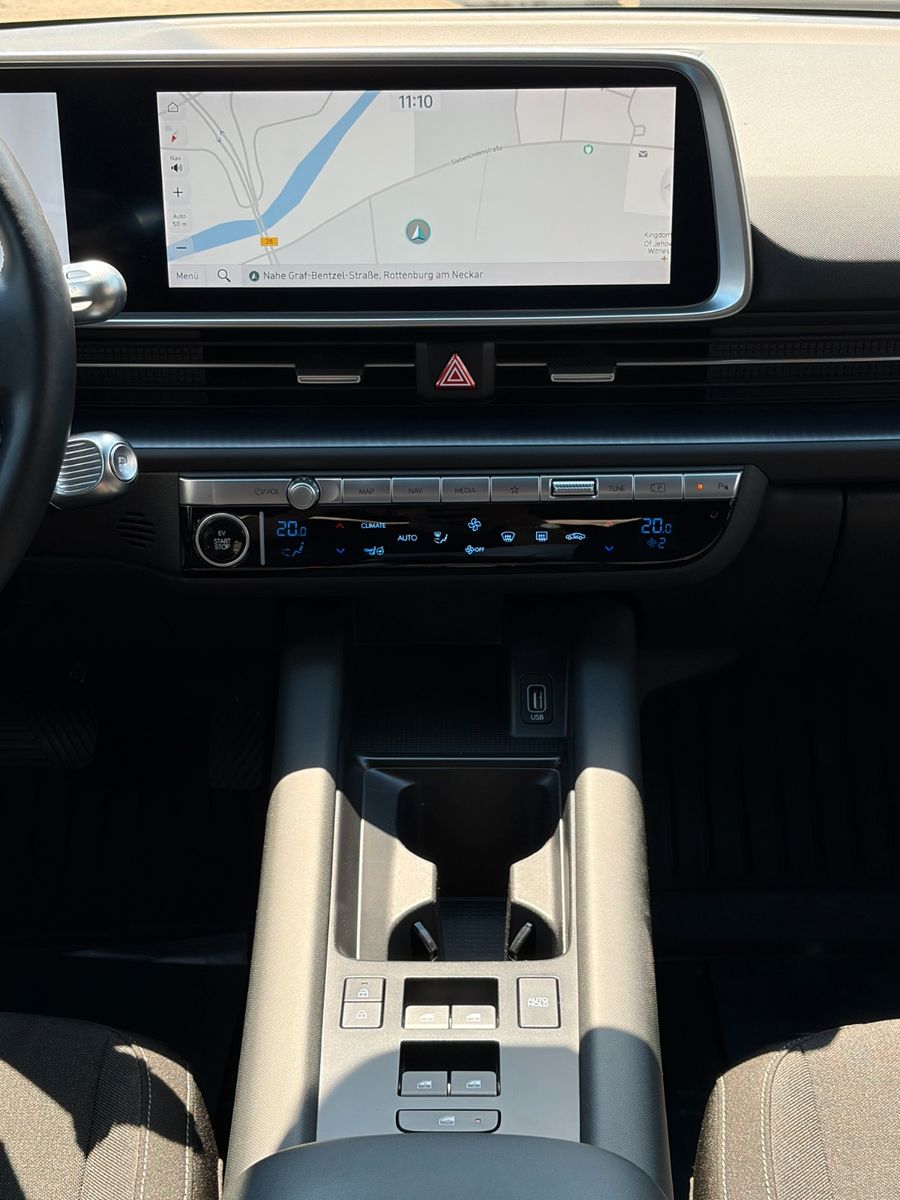 Fahrzeugabbildung Hyundai IONIQ 6 Elektro 53 kWh ACC CAM KZG LHZ CarPlay
